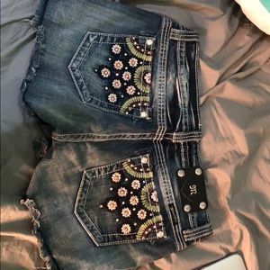 Miss me studded shorts
